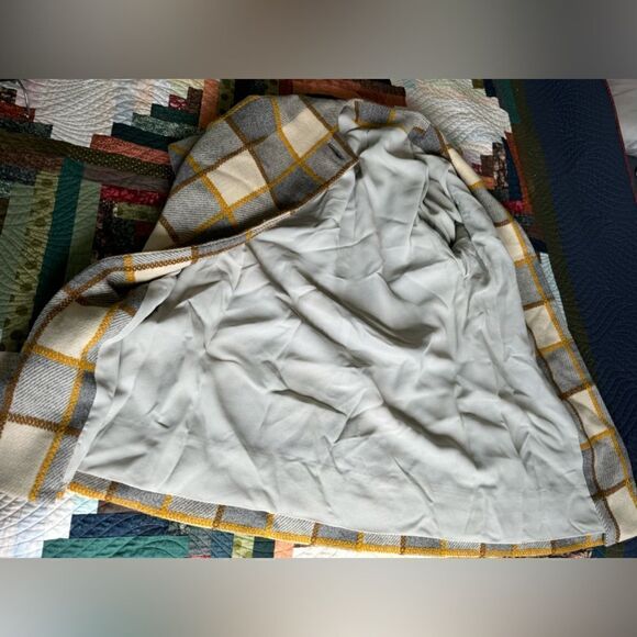 Vintage 60/70s Short Sleeve Dress Coat Yellow and Gray Plaid Large Button Sz S/M - Picture 5 of 9